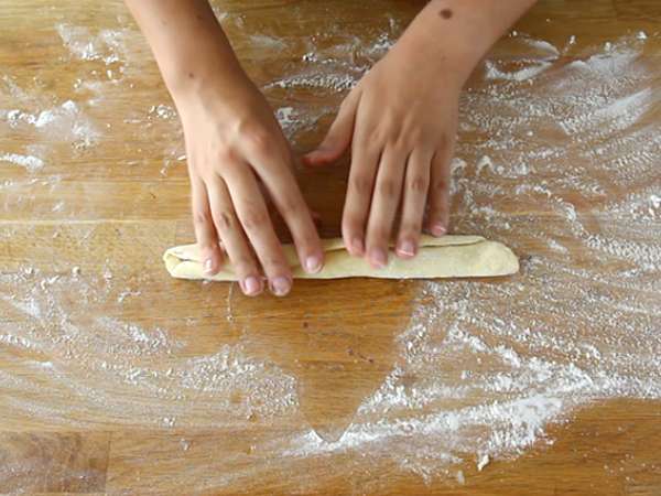 Pletene žemljice z Nutello - Priprava korak 3