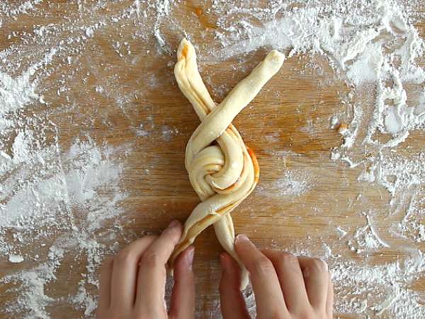 Pletene marelične brioške - Priprava korak 6