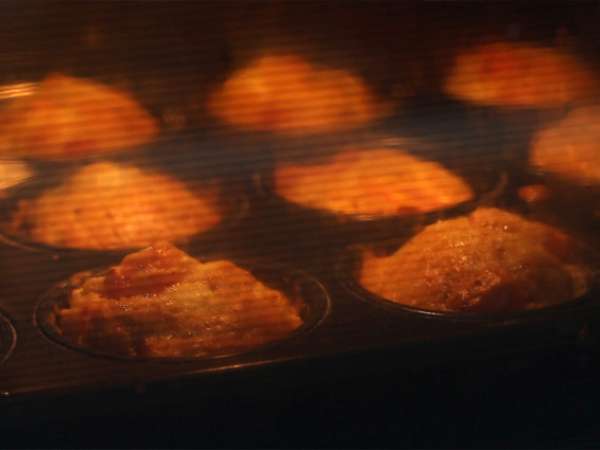 Mafini s tuno, paradižnikom in feto - Priprava korak 4