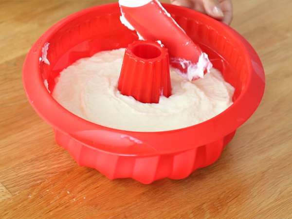 Blanc manger kokosov in slivov coulis - Priprava korak 2