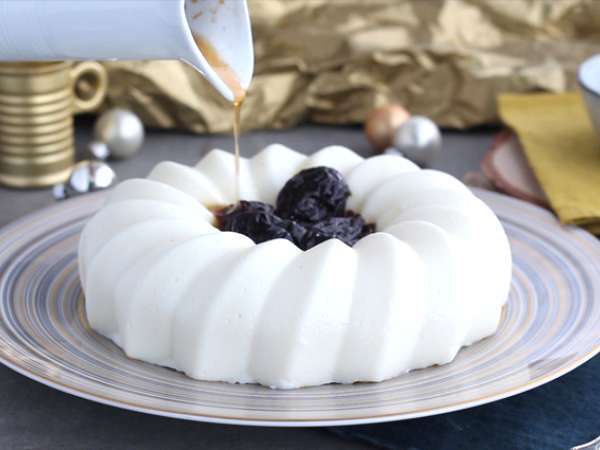 Blanc manger kokosov in slivov coulis - Priprava korak 4