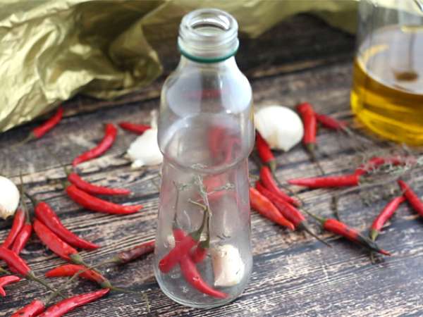 Vroče olje za domače pice - Priprava korak 1