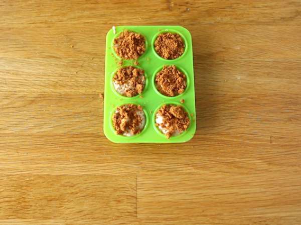 Vroče čokoladne lizike: bela čokolada + speculoos - Priprava korak 2