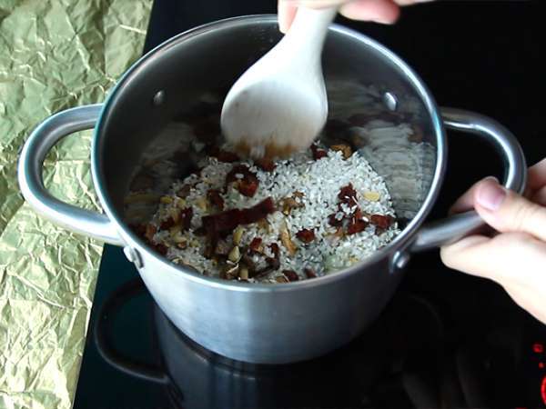 Komplet za rižoto z gobami in posušenim paradižnikom - Priprava korak 3