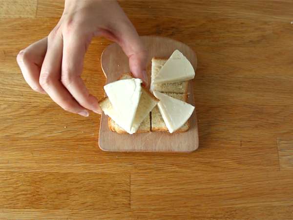 Smejoča se krava severni jelen toast - Priprava korak 1