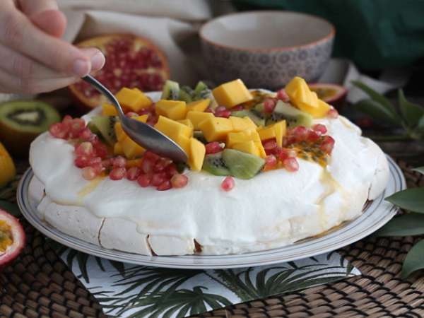 Enostavna pavlova iz eksotičnega sadja - Priprava korak 6