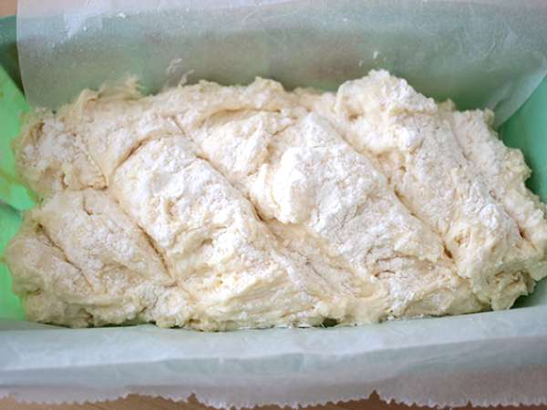 Ekspresni kruh, brez kvasa, brez gnetenja, brez počitka - Priprava korak 4