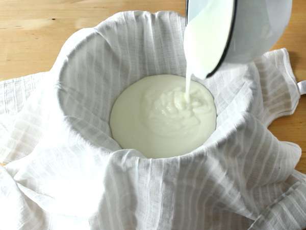 Domači kremni sir (Philadelphia) iz 2 sestavin - Priprava korak 3