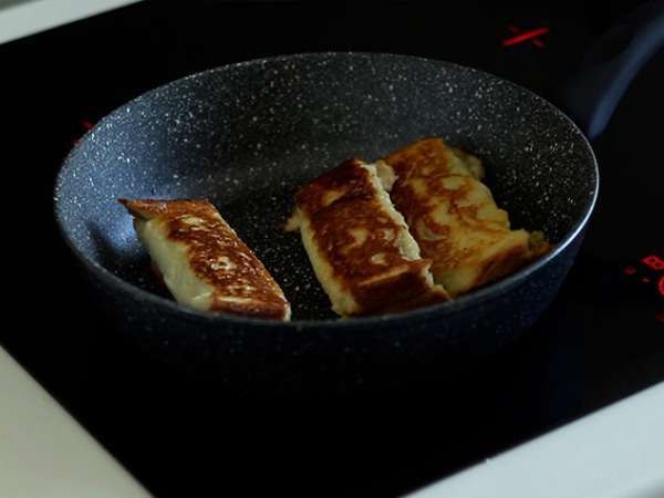 Slani francoski toast s pestom - Priprava korak 5