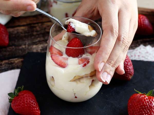 Ohlajeni jagodni tiramisu verrines - Priprava korak 7