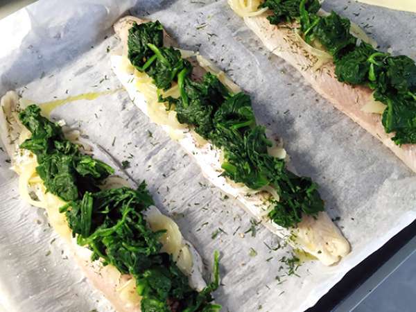 Oslič v listnatem testu s špinačo - Priprava korak 3