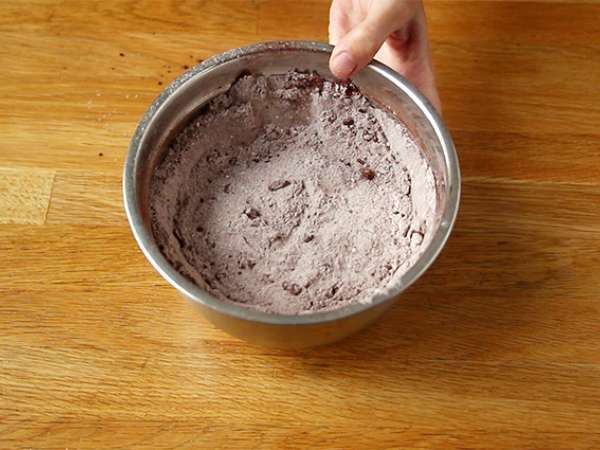 Majoneza in čokoladni biskvit - Priprava korak 1