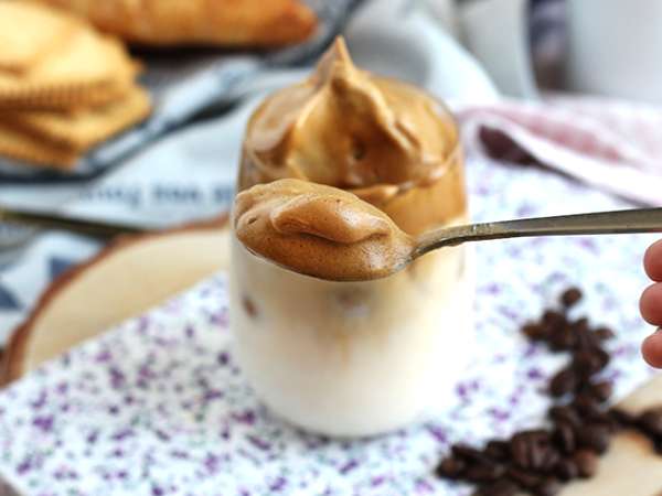 Dalgona kavni mousse - Priprava korak 3