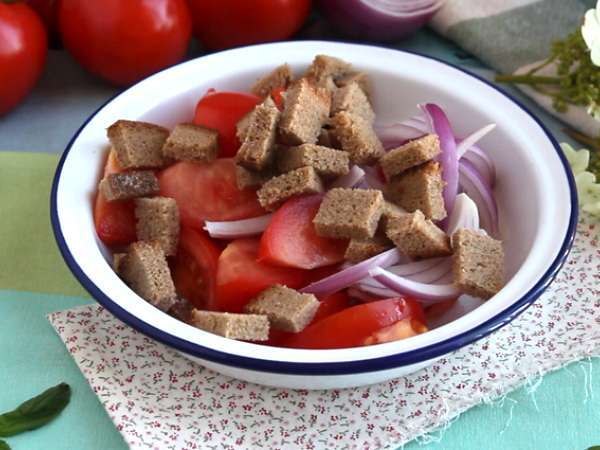 Solata Panzanella - Priprava korak 1