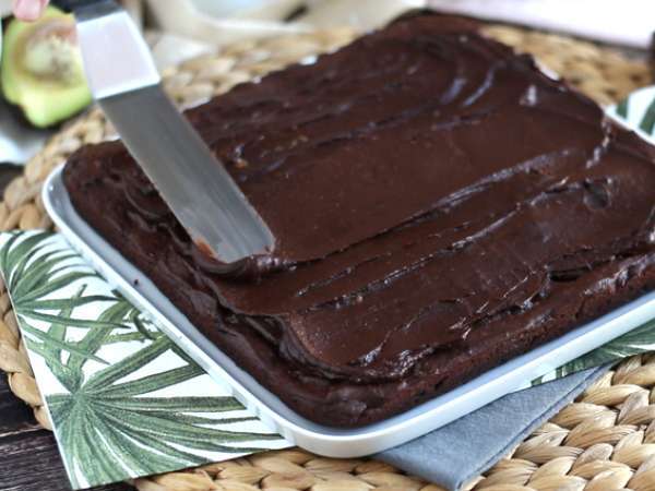 Avokado in čokoladni brownie brez masla - brez laktoze - Priprava korak 5