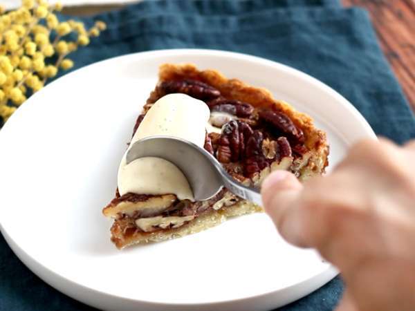 Pekaževa pita. Pekanska pita - Priprava korak 7