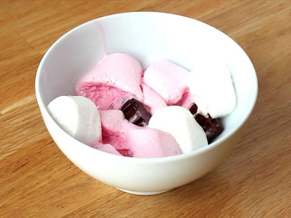 Čokoladni popcorn in marshmallow - Priprava korak 3