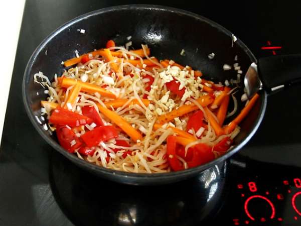 Pad thai s tofujem - Priprava korak 5