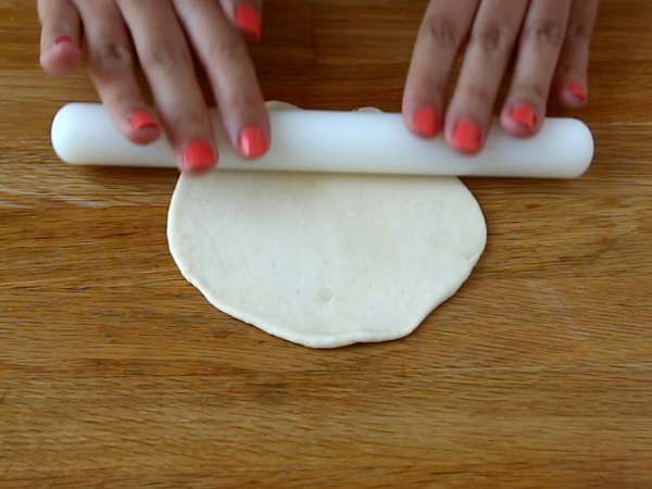 V ponvi ocvrt kruh pita - Priprava korak 4