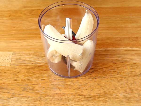 Enostavne bananine palačinke - Priprava korak 1