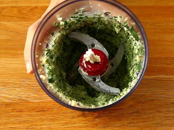 Prefou s česnom in peteršiljem - Priprava korak 1