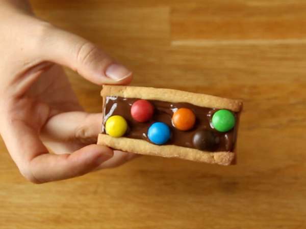 Piškoti s kratkim kruhom in m&m's - Priprava korak 7