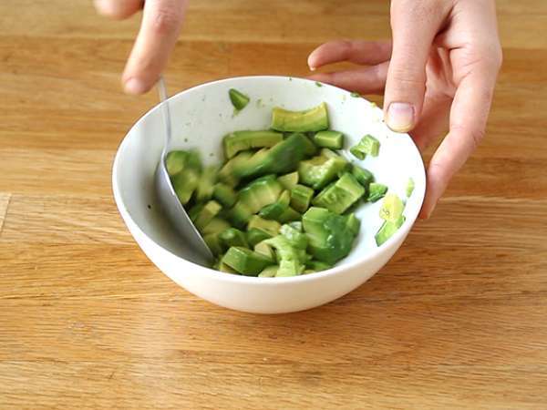 Dimljeni losos in avokado verrines - Priprava korak 2