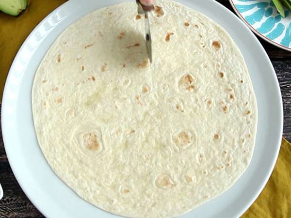 Brunch-style opečen zavitek - Tortilla Wrap Hack - Priprava korak 1