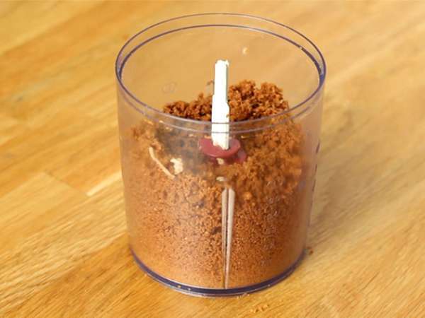 Vanilijev sirni kolač z rikoto - Priprava korak 1