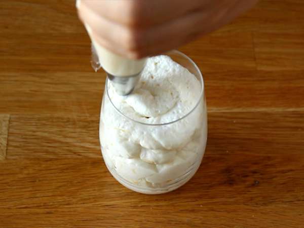 Enostaven limonin mousse - Priprava korak 4