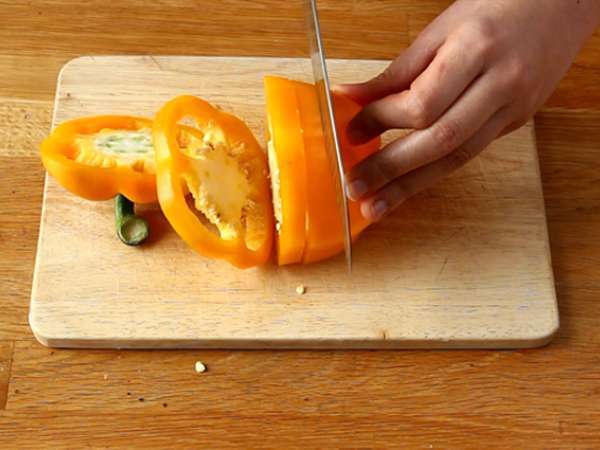 Cvetovi focaccia - umetnost focaccia - Priprava korak 7