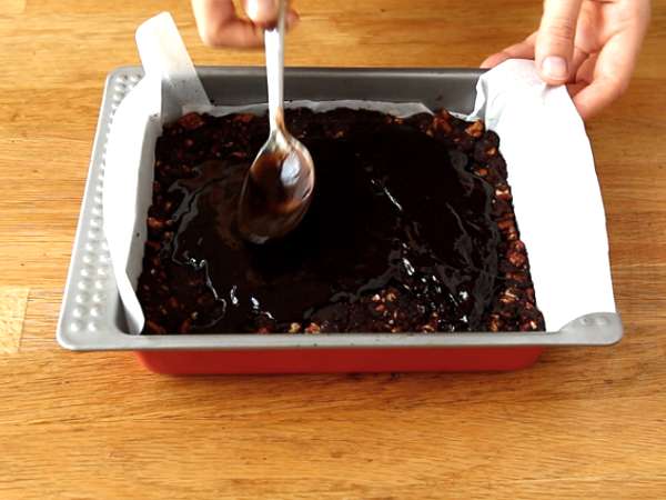 Brawnie - Brownie iz surovih datljev - Priprava korak 6