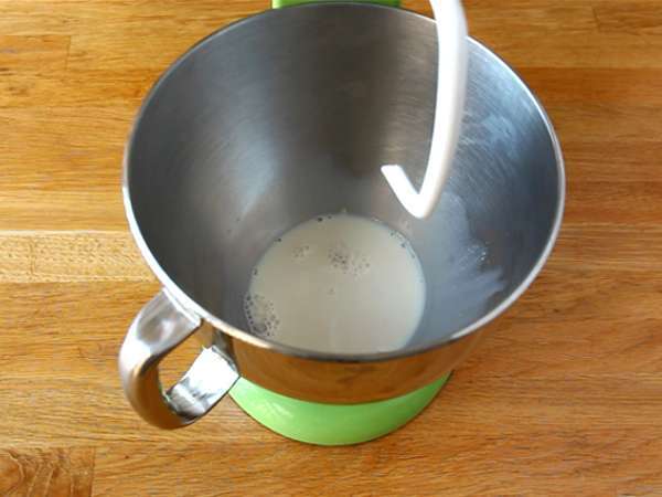 Turške palačinke, polnjene s feto, limono in peteršiljem - Gözleme - Priprava korak 1