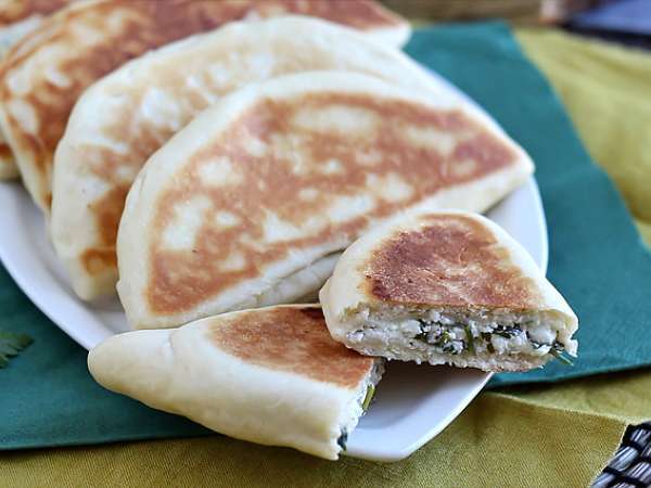 Turške palačinke, polnjene s feto, limono in peteršiljem - Gözleme - Priprava korak 9