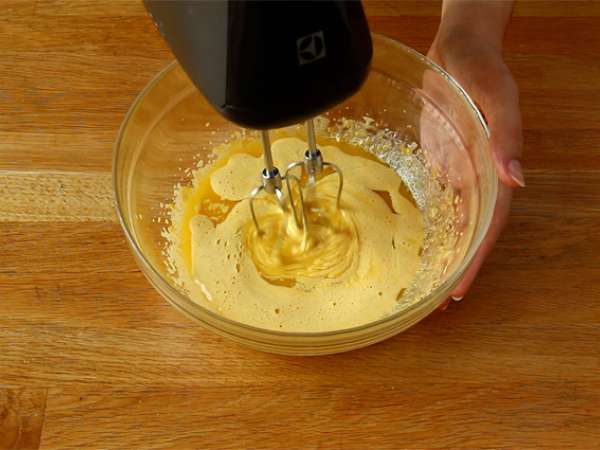 Čarobna čokoladna torta - Priprava korak 1