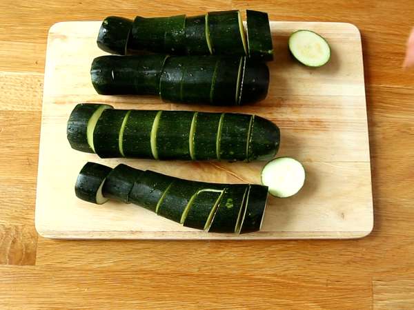 Terina iz bučk in dimljenega lososa - Priprava korak 1