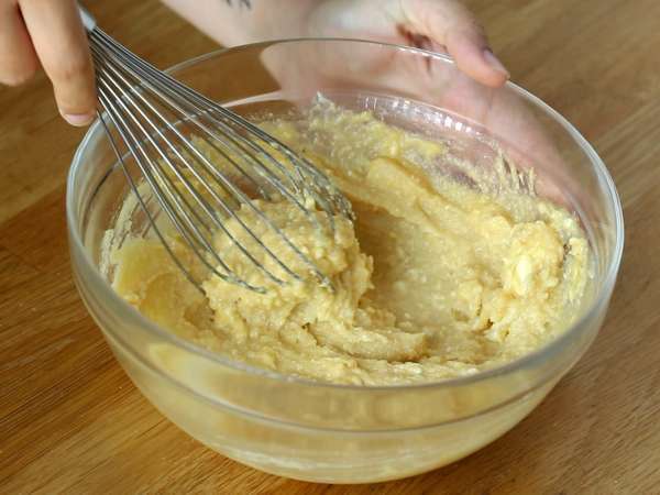 Rustikalni kolač z breskvijo in rožmarinom - Priprava korak 4