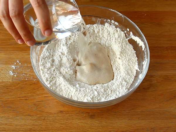 Brez gnetenja kruha - hrustljavi in puhasti! - Priprava korak 2