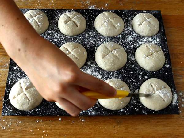 Brez gnetenja kruha - hrustljavi in puhasti! - Priprava korak 6