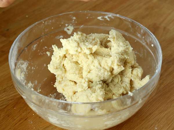 Enostavni, puhasti čokoladni kruhki - Priprava korak 3