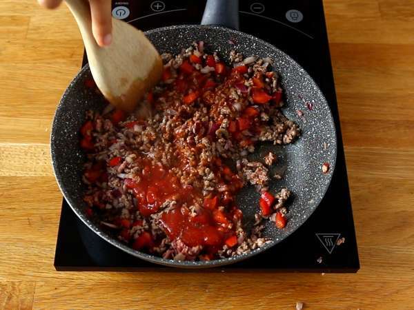 Tacosi z mletim mesom samosa - Priprava korak 3