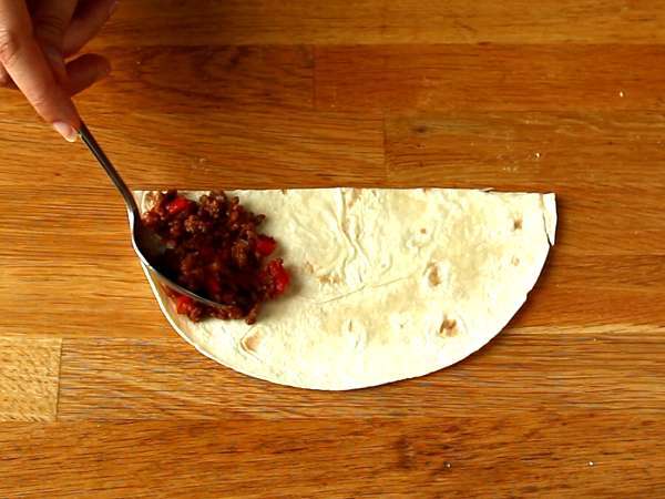 Tacosi z mletim mesom samosa - Priprava korak 4