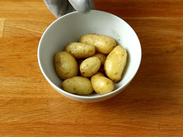 Raclette croissant sendvič za okusno pozno kosilo! - Priprava korak 1