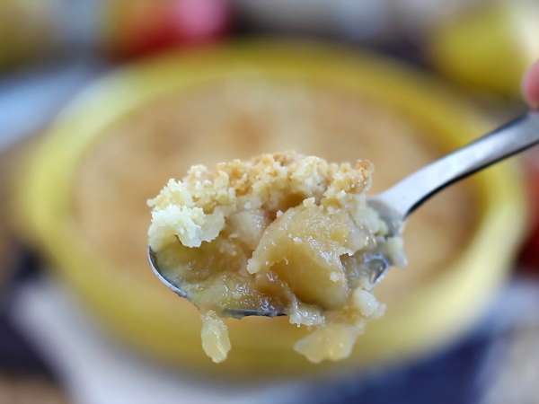 Izjemno hrustljav in topljiv jabolčno-hruškov drobljenec - Priprava korak 5