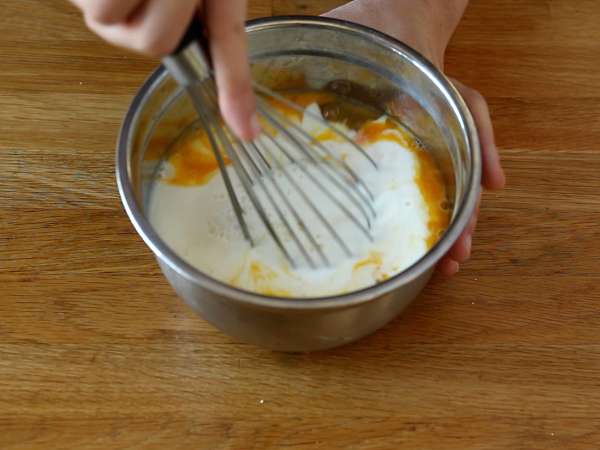 Mikrovalovni flan: ekspresna sladica v zadnjem trenutku - Priprava korak 2