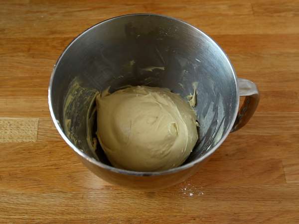 Izjemno mehki srčni kruhki za valentinovo - Priprava korak 4