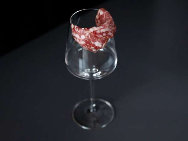 Kako pripraviti krožnik z ocvirki? Zložite ga v obliko vrtnice! - Priprava korak 1