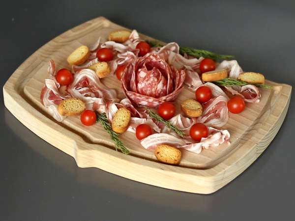 Kako pripraviti krožnik z ocvirki? Zložite ga v obliko vrtnice! - Priprava korak 5