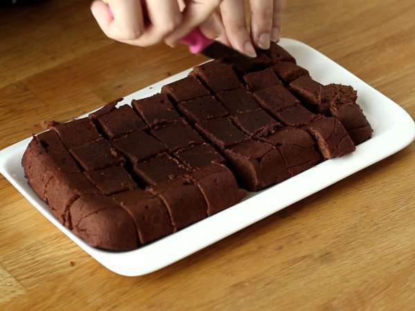 Velikonočni brownie in stepena smetana verrines - Priprava korak 3