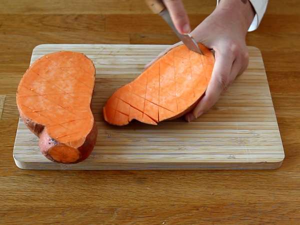 Pečen sladki krompir - Priprava korak 1